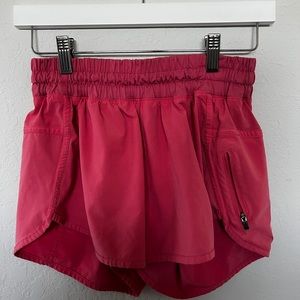 Lululemon Hotty Hot low rise short